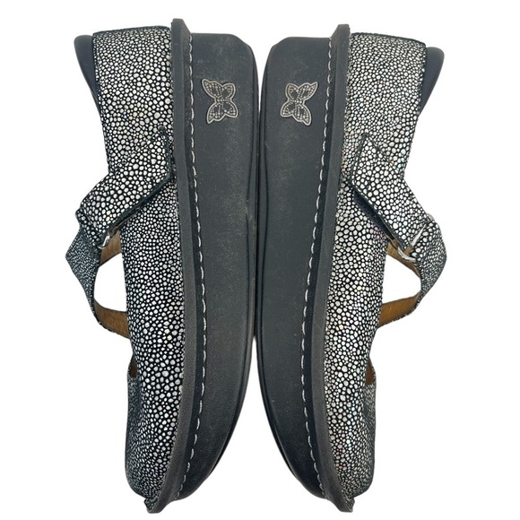 Alegria Women’s Dayna Spring Dottie Mary Jane Shoes - Picture 7 of 16